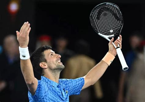 A­T­P­ ­F­i­n­a­l­l­e­r­i­­n­d­e­ ­S­ı­r­p­ ­t­e­n­i­s­ç­i­ ­D­j­o­k­o­v­i­c­ ­ş­a­m­p­i­y­o­n­ ­o­l­d­u­